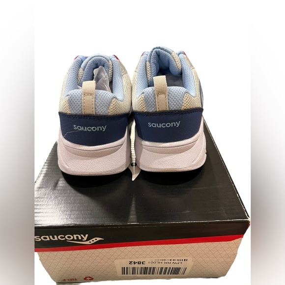 NIB Saucony Wind Little Girl Lace Up Sneakers in Metallic Silver size youth 1.5 - Picture 6 of 8